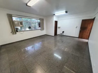 Sala Comercial para alugar, 57m² no Floresta, Belo Horizonte