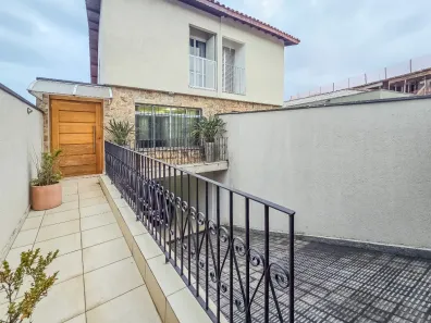 Sobrado com 3 Quartos à venda, 180m² no Parque São Domingos, São Paulo
