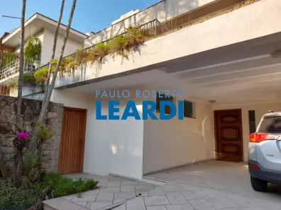 Casa com 4 Quartos à venda, 300m² no Jardim das Vertentes, São Paulo