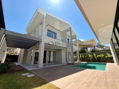 Casa de Condomínio com 4 Quartos à venda, 400m² no Esperança, Londrina