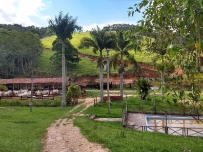 Fazenda/Sítio com 5 Quartos à venda, 600m² no Sao germano, Paraibuna