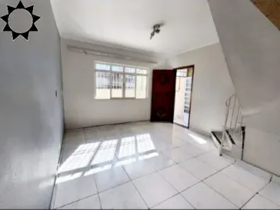Casa com 2 Quartos à venda, 185m² no Jardim Roberto, Osasco