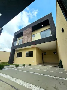 Sobrado com 3 Quartos à venda, 149m² no Vila Rosa, Piraquara