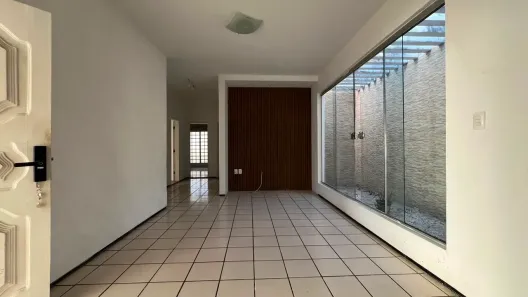 Imóvel Comercial com 4 Quartos para alugar, 320m² no Fátima, Teresina
