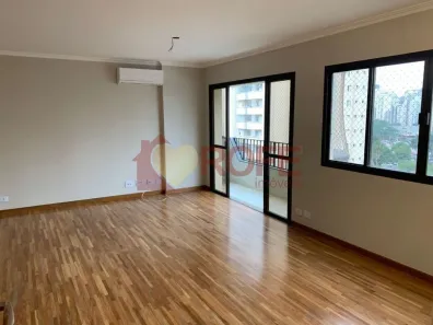 Apartamento com 3 Quartos à venda, 134m² no Vila Uberabinha, São Paulo