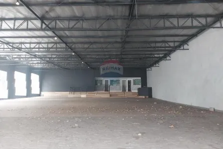 Ponto Comercial com 3 Quartos para alugar, 900m² no Ponte Preta, Campinas