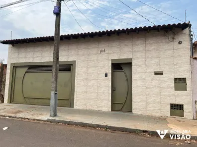 Casa com 3 Quartos à venda, 210m² no Estados Unidos, Uberaba