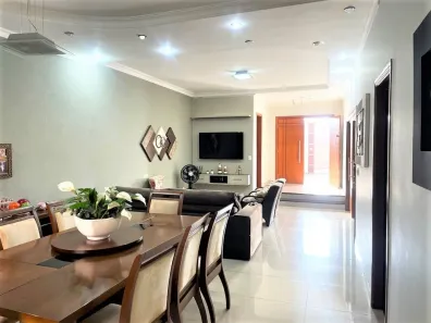 Casa com 3 Quartos à venda, 225m² no Jardim Anhangüera, Ribeirão Preto