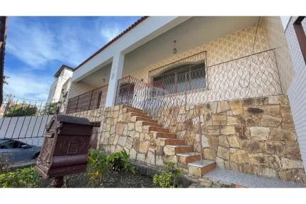 Casa com 4 Quartos à venda, 202m² no Bairu, Juiz de Fora