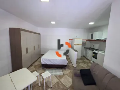 Kitnet com 1 Quarto para alugar, 30m² no Aero Clube, Nova Iguaçu