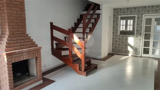 Casa de Condomínio com 2 Quartos à venda, 128m² no Jardim Leonor Mendes de Barros, São Paulo