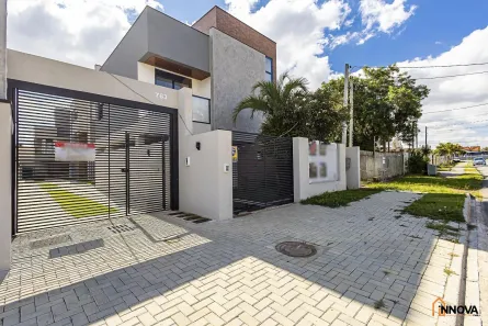 Sobrado com 3 Quartos à venda, 132m² no Xaxim, Curitiba
