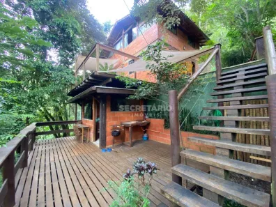 Casa com 1 Quarto à venda, 200m² no Pedro do Rio, Petrópolis