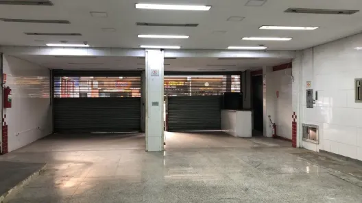 Ponto Comercial para alugar, 242m² no Centro, Suzano