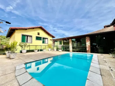 Casa com 3 Quartos à venda, 239m² no Santa Branca, Belo Horizonte