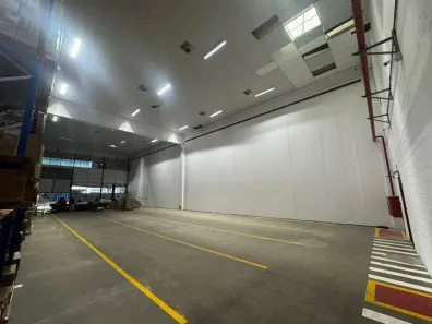 Galpão/Depósito/Armazém para alugar, 500m² no Tamboré, Barueri