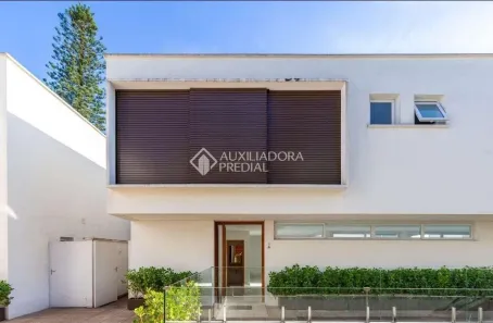 Sobrado com 4 Quartos à venda, 365m² no Jardim Petrópolis, São Paulo