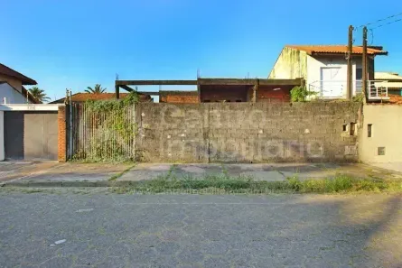 Lote/Terreno à venda, 280m² no Jardim Icaraíba, Peruíbe