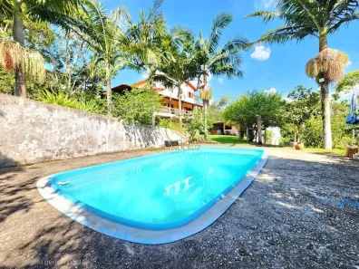 Fazenda/Sítio com 5 Quartos à venda, 300m² no Rio Acima, Mairiporã