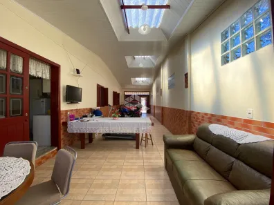 Casa com 4 Quartos à venda, 114m² no Niterói, Canoas