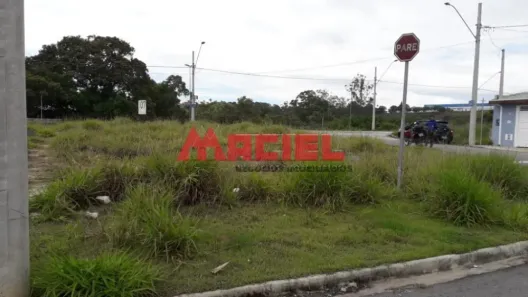 à venda, 308m² no Portal dos Passaros, São José dos Campos