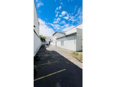 Galpão/Depósito/Armazém para alugar, 708m² no Centro, Taubaté