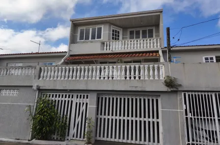 Sobrado com 4 Quartos à venda, 155m² no Alto Boqueirão, Curitiba