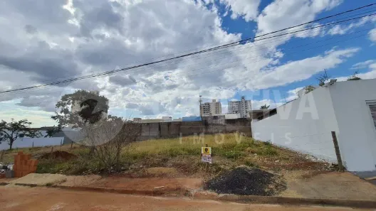 Lote/Terreno à venda, 500m² no Bosque dos Buritis, Uberlândia