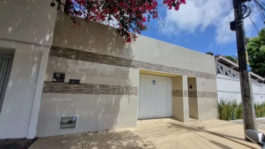 Casa com 5 Quartos à venda, 250m² no Sapiranga-Coité, Fortaleza