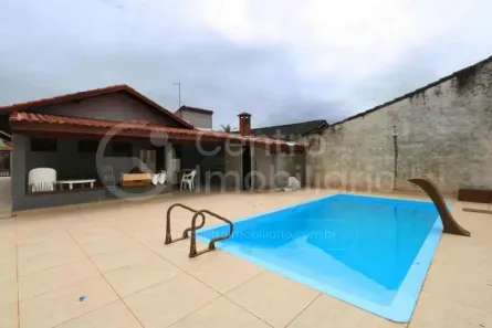 Casa com 3 Quartos à venda, 106m² no , Peruíbe