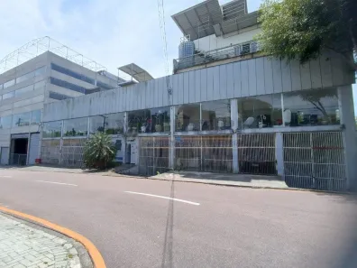 Galpão/Depósito/Armazém à venda, 1389m² no Três Marias, São José dos Pinhais