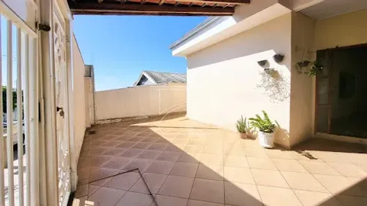 Casa com 3 Quartos à venda, 160m² no Professor José Augusto da Silva Ribeiro, Marília
