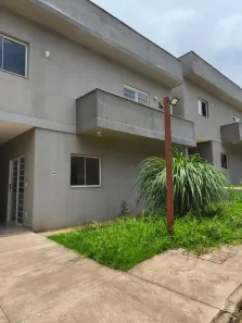 Casa de Condomínio com 3 Quartos à venda, 200m² no Parque das Camélias, Goianira