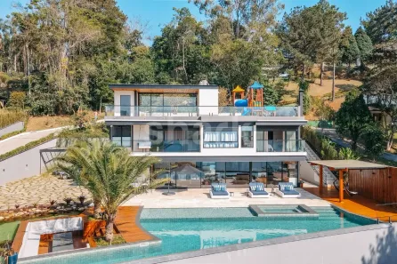 Casa de Condomínio com 5 Quartos à venda, 670m² no Centro, Igaratá
