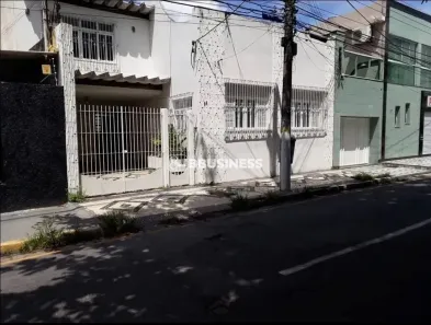 Casa com 4 Quartos à venda, 160m² no Centro, Campos dos Goytacazes