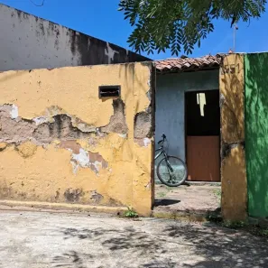 Casa com 1 Quarto à venda, 60m² no Itaperi, Fortaleza