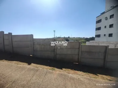 Lote/Terreno à venda, 195m² no Residencial Jardins da Catalunha, Atibaia