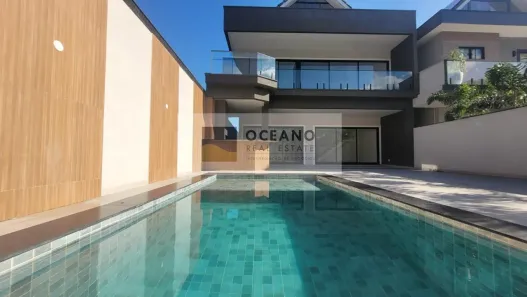 Casa de Condomínio com 4 Quartos à venda, 250m² no Vargem Pequena, Rio de Janeiro