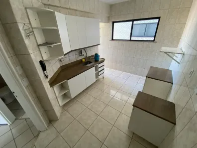 Apartamento com 3 Quartos para alugar, 126m² no Renascença, São Luís