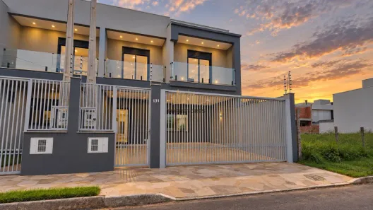 Sobrado com 3 Quartos à venda, 175m² no Estância Velha, Canoas