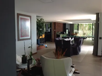 Casa com 3 Quartos à venda, 671m² no América, Joinville