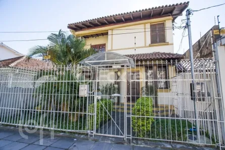 Casa com 4 Quartos à venda, 330m² no Menino Deus, Porto Alegre