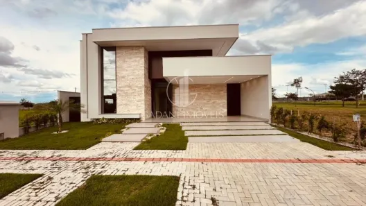 Casa de Condomínio com 3 Quartos à venda, 195m² no Condomínio Residencial Platini Urban Park, Sinop