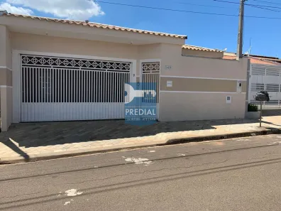 Casa com 3 Quartos para alugar, 200m² no Jardim Embaré, São Carlos