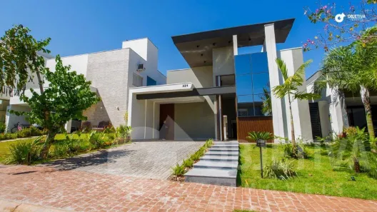 Casa de Condomínio com 3 Quartos à venda, 200m² no Shopping Park, Uberlândia