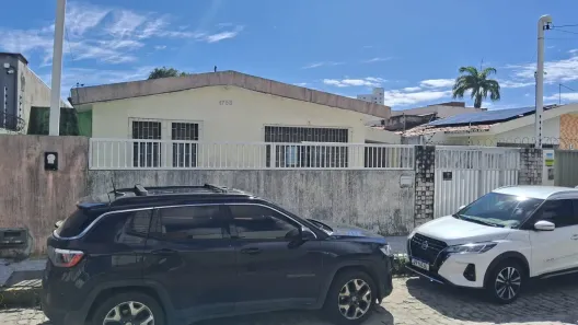 Casa com 3 Quartos à venda, 142m² no Lagoa Nova, Natal