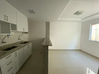 Apartamento com 1 Quarto para alugar, 45m² no Braunes, Nova Friburgo
