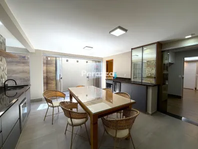 Casa com 3 Quartos para alugar, 68m² no Jardins Mangueiral, Brasília