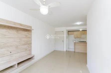 Apartamento com 3 Quartos para alugar, 69m² no Vila Ipiranga, Porto Alegre