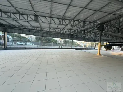 Ponto Comercial para alugar, 750m² no Capoeiras, Florianópolis